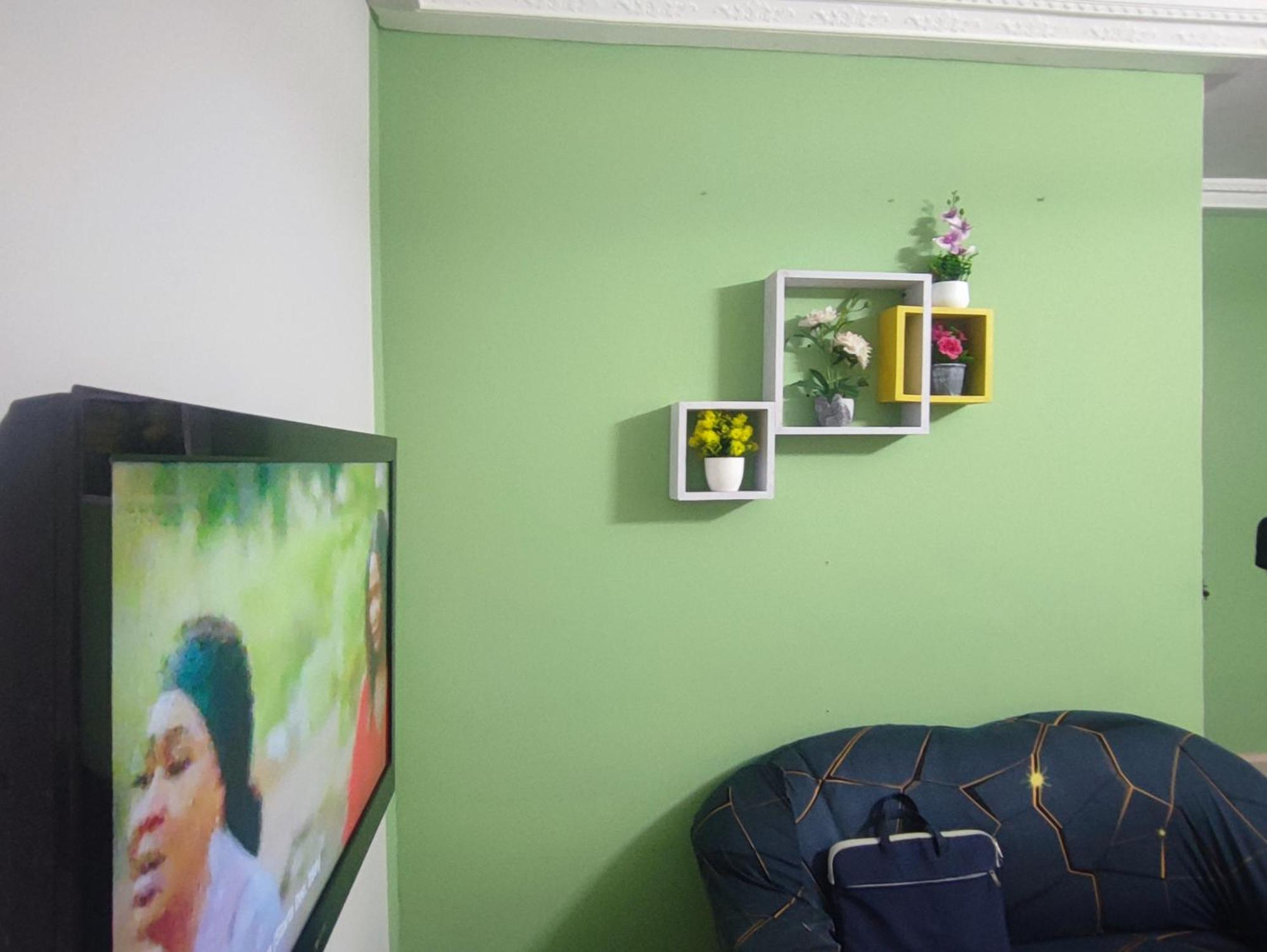 Ellisa Hospitality And Spa Hotel อักกรา ภายนอก รูปภาพ