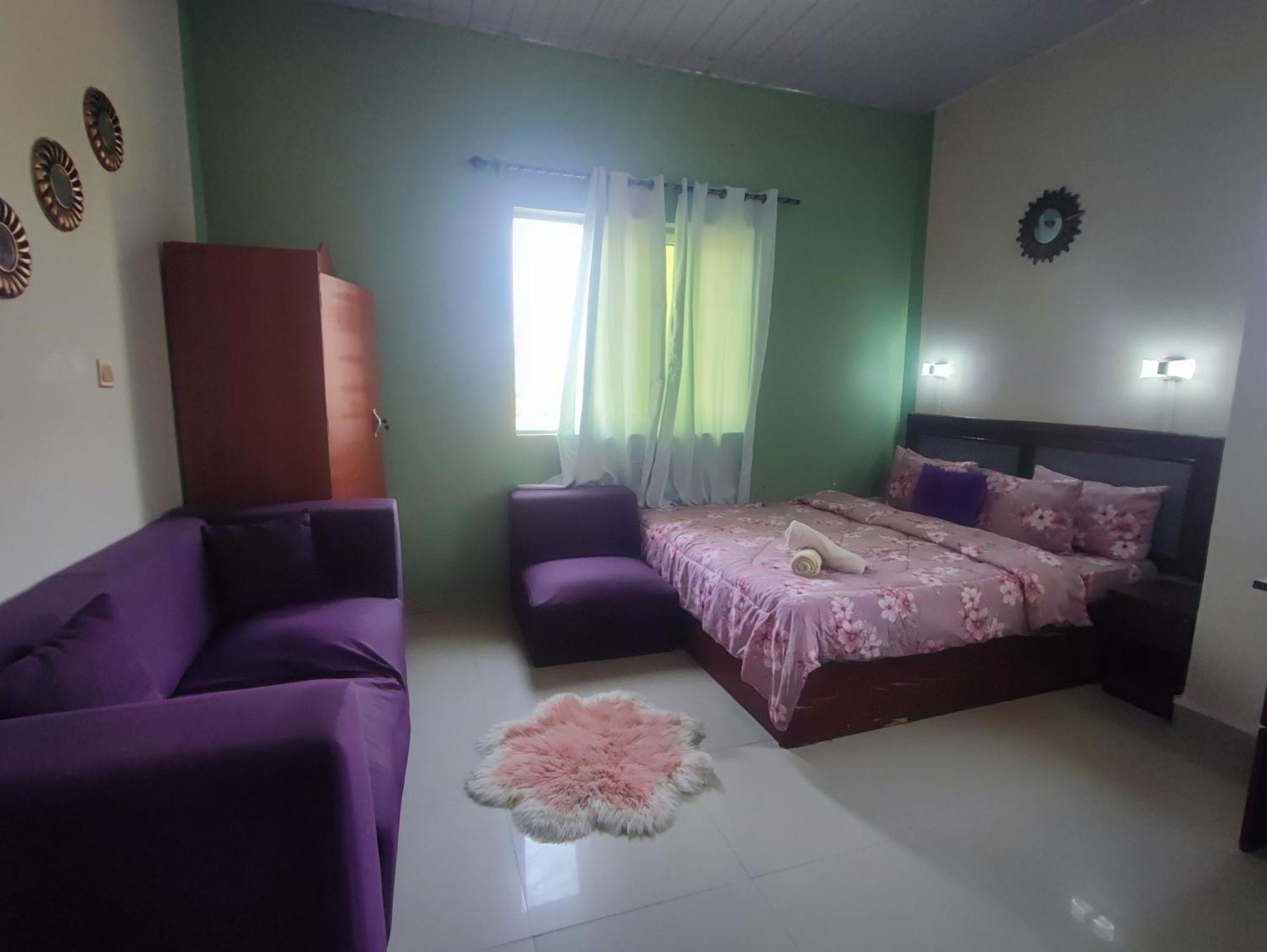 Ellisa Hospitality And Spa Hotel อักกรา ภายนอก รูปภาพ